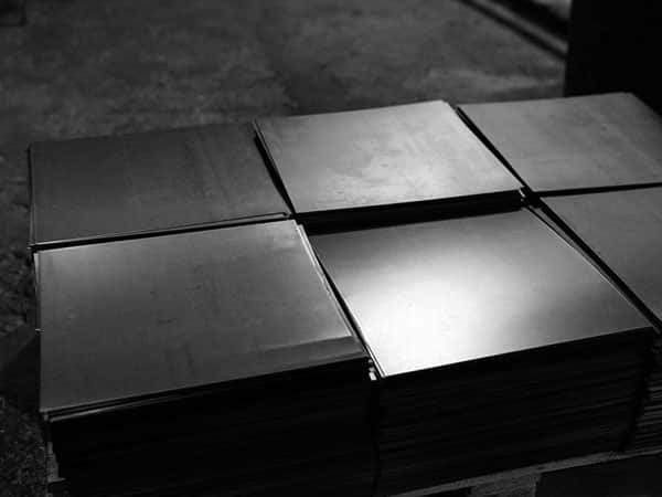 nichelatura-di-metalli-per-la-produzione-di-componenti-in-serie-modena