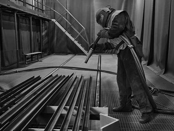 sabbiatura-di-precisione-in-serie-con-lavorazione-sassuolo